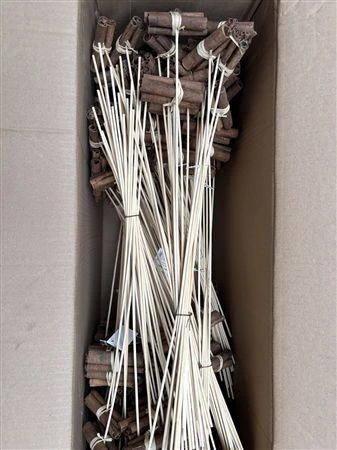 Cinnamon By The Box X250, sušené • 50 cm