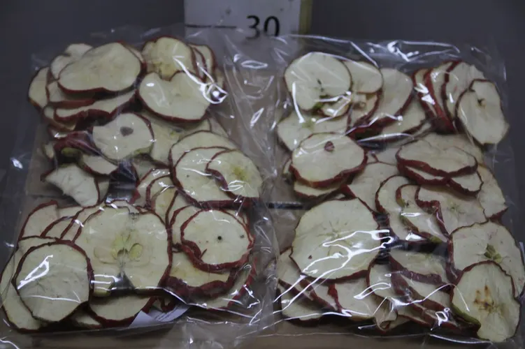 Dried Apple Slices Red 200g