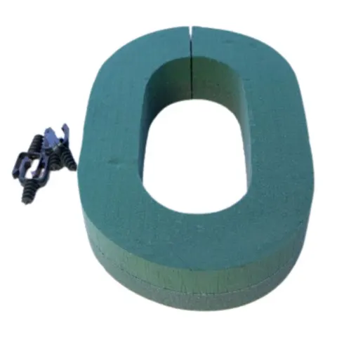 Floristická hmota Oasis písmeno O zelená 31 cm